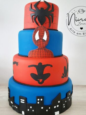 Bolo cenográfico Homem Aranha 1