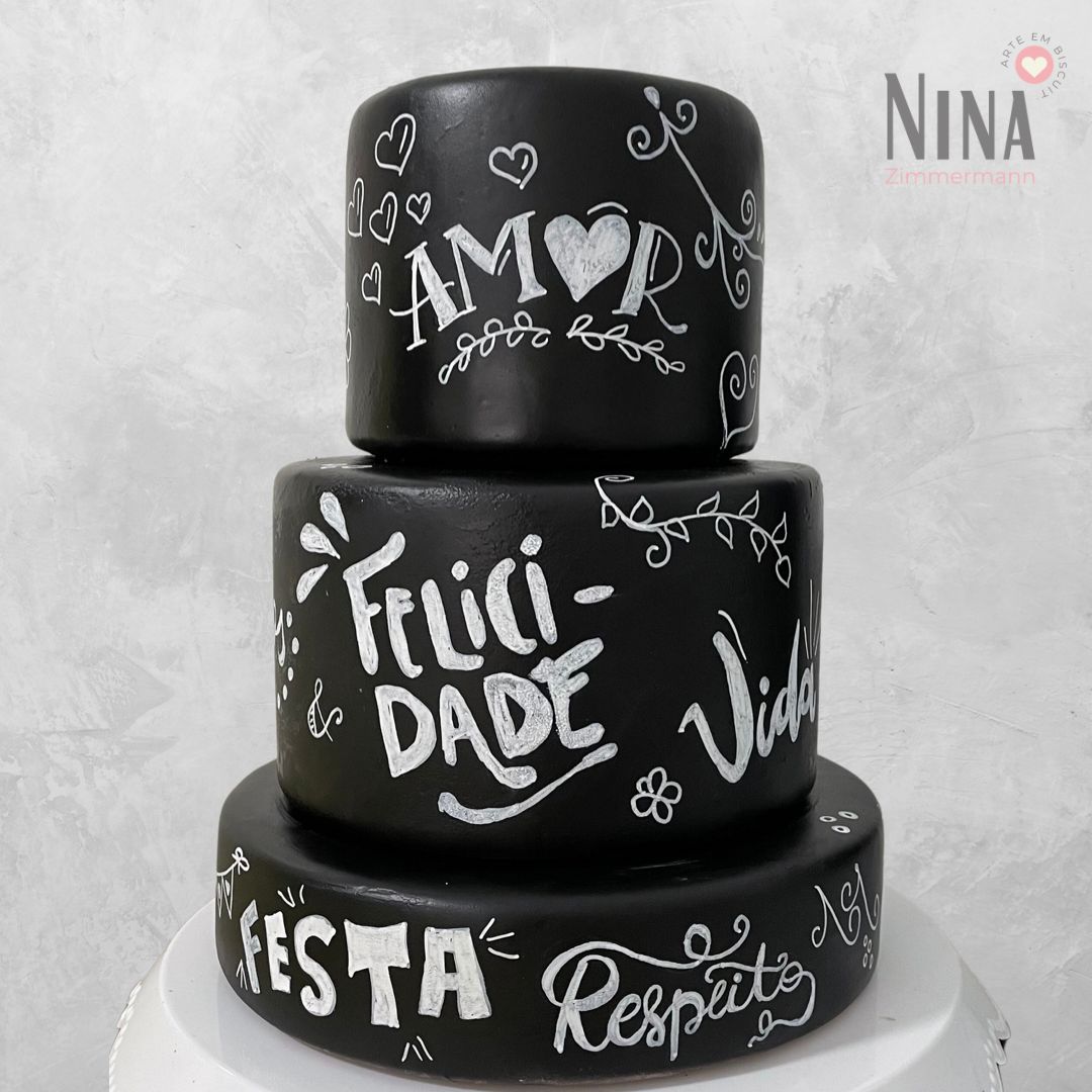 Bolo cenográfico Lettering — aluguel Nina Z Biscuit