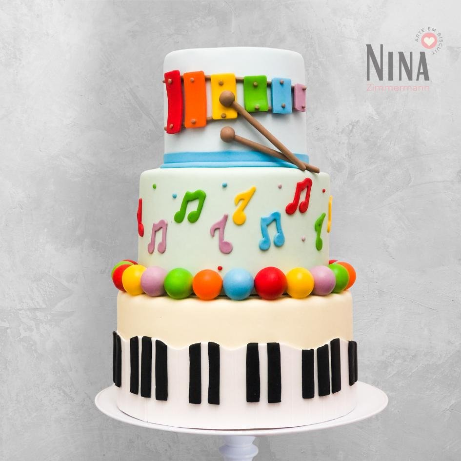 Bolo cenográfico Música — aluguel Nina Z Biscuit