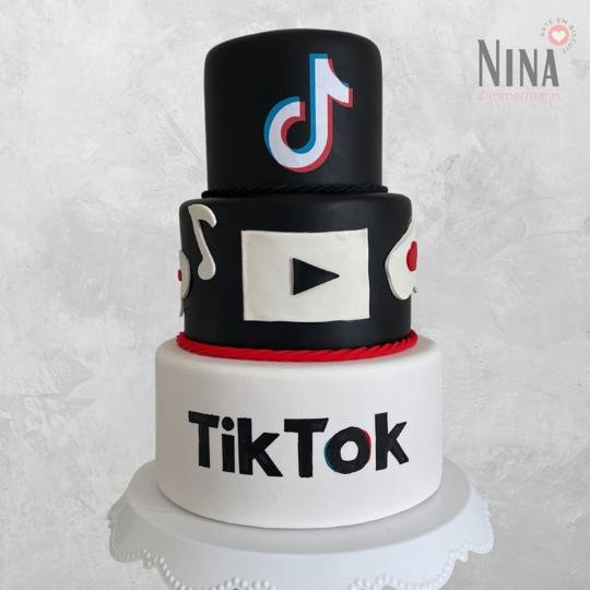 Bolo cenográfico Tik Tok — aluguel Nina Z Biscuit
