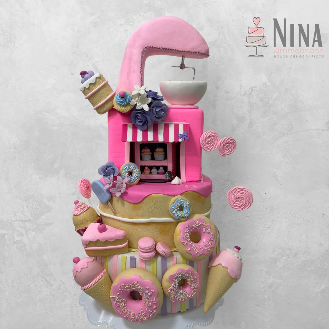 Bolo cenográfico Confeitaria 2  - com movimento — aluguel Nina Z Biscuit