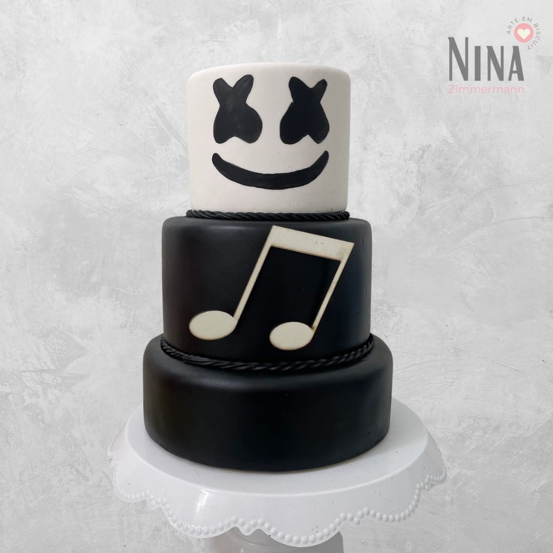 Bolo cenográfico DJ Marshmallow — aluguel Nina Z Biscuit