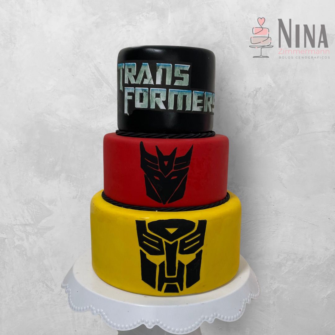 Bolo cenográfico Transformers — aluguel Nina Z Biscuit