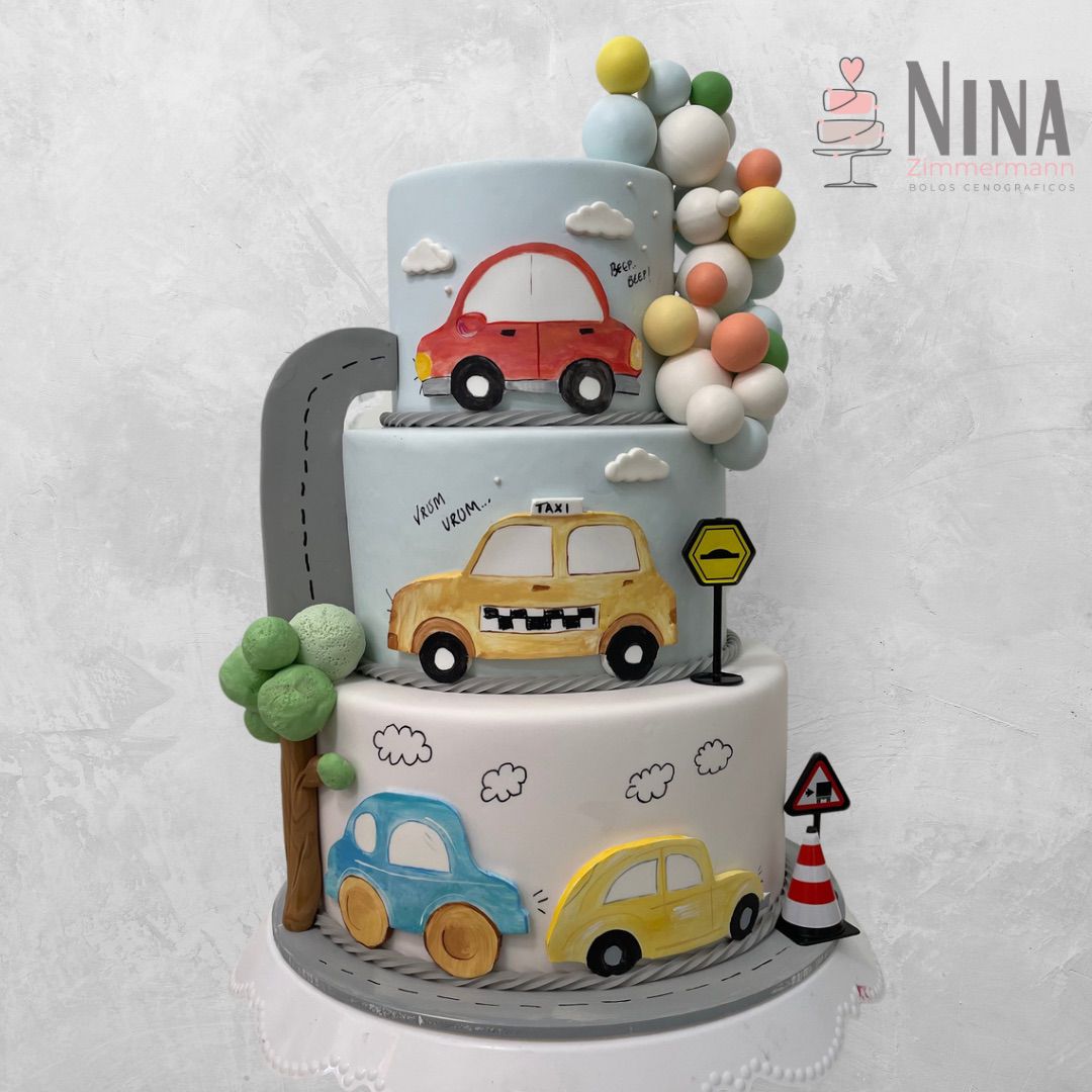 Bolo cenográfico Carrinhos 1 — aluguel Nina Z Biscuit