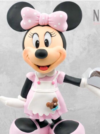 Bolo cenográfico Minnie confeiteira