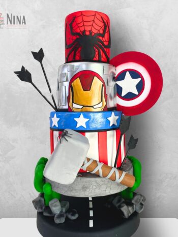 Bolo cenográfico Vingadores 2