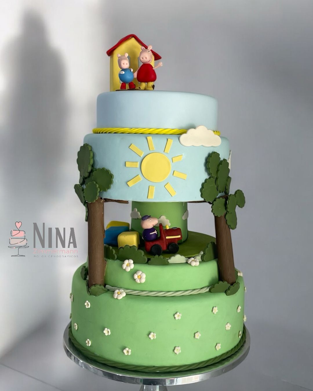 Bolo cenográfico Peppa Pig — aluguel Nina Z Biscuit