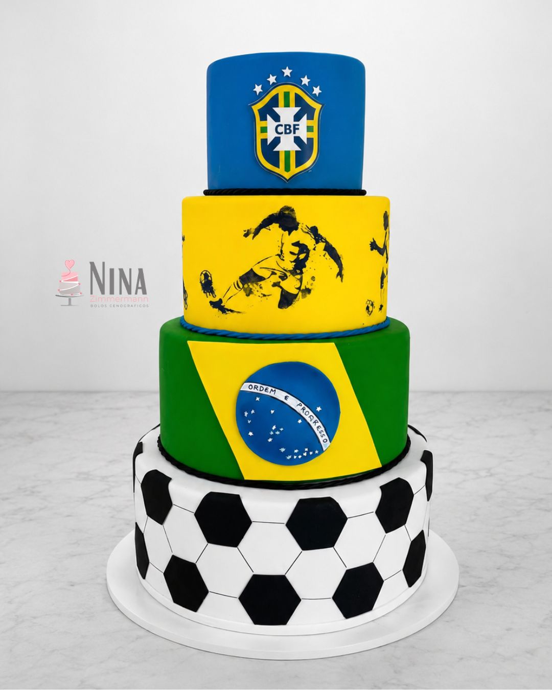 Bolo cenográfico Copa 2 — aluguel Nina Z Biscuit